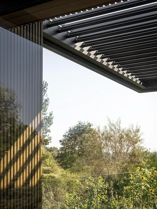 Torck Exterieur: premium ambassador van Renson terrasoverkappingen