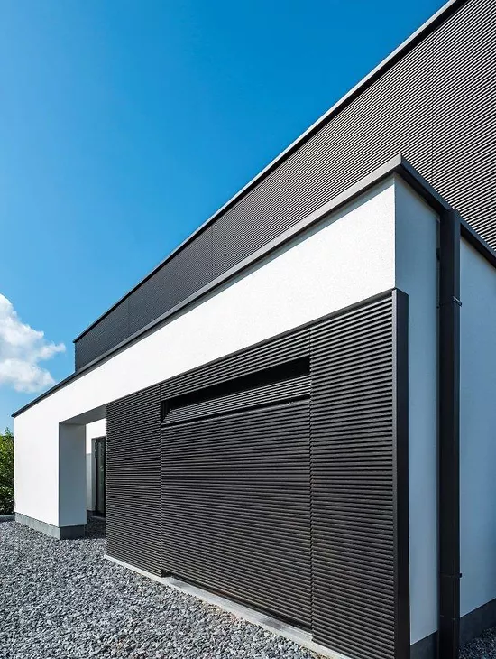 Een duurzame afwerking voor je garagepoort