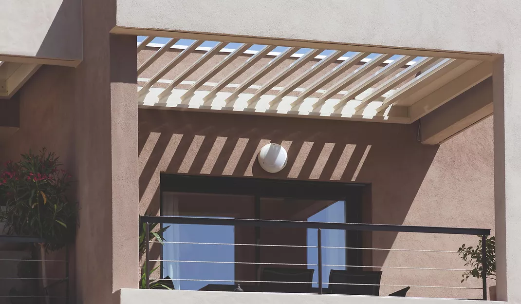 Torck Exterieur: premium ambassador van Renson terrasoverkappingen